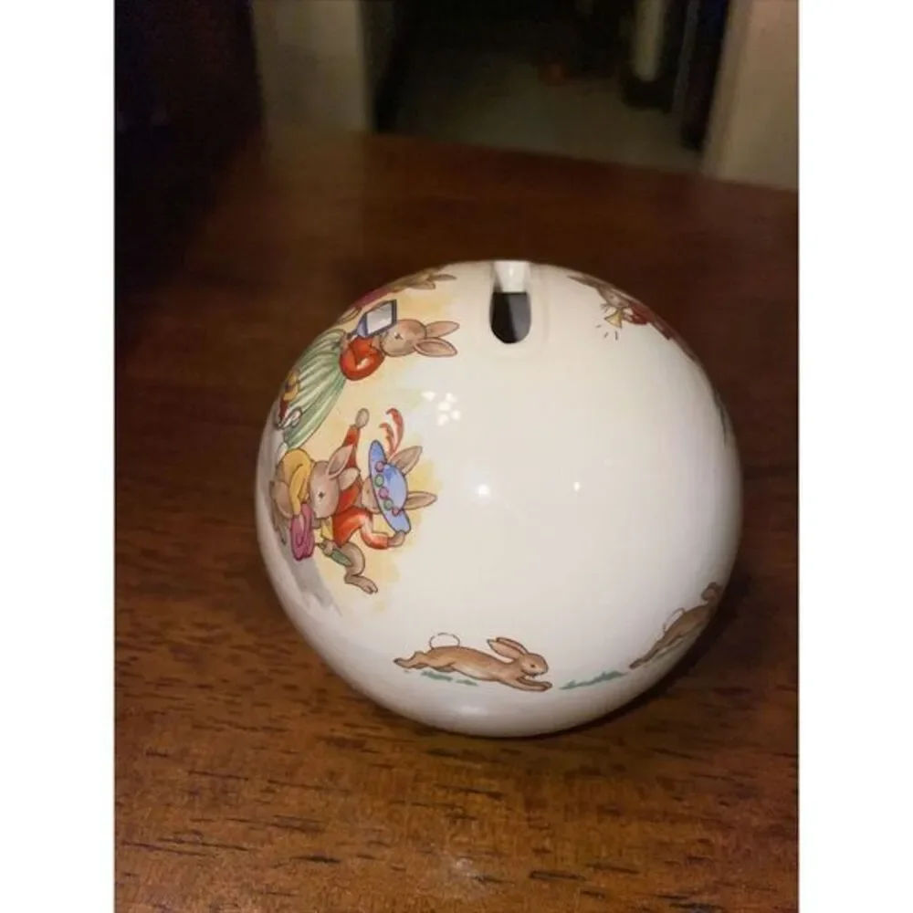 Bunnykins Royal Doulton 1984‎ Vintage Porcelain Round Coin Bank